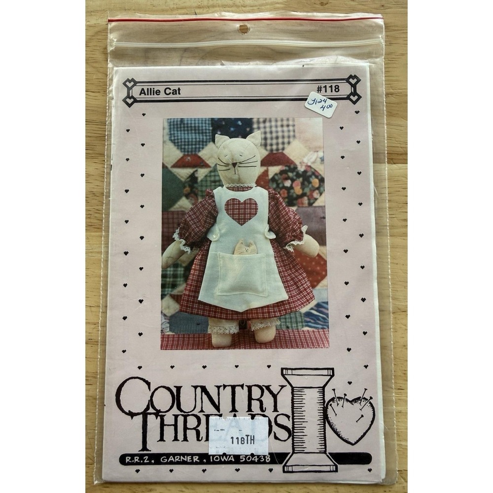 Country Threads Allie Cat 12" Tea Dyed Muslin Cat Doll, Clothes & Quilt Pattern